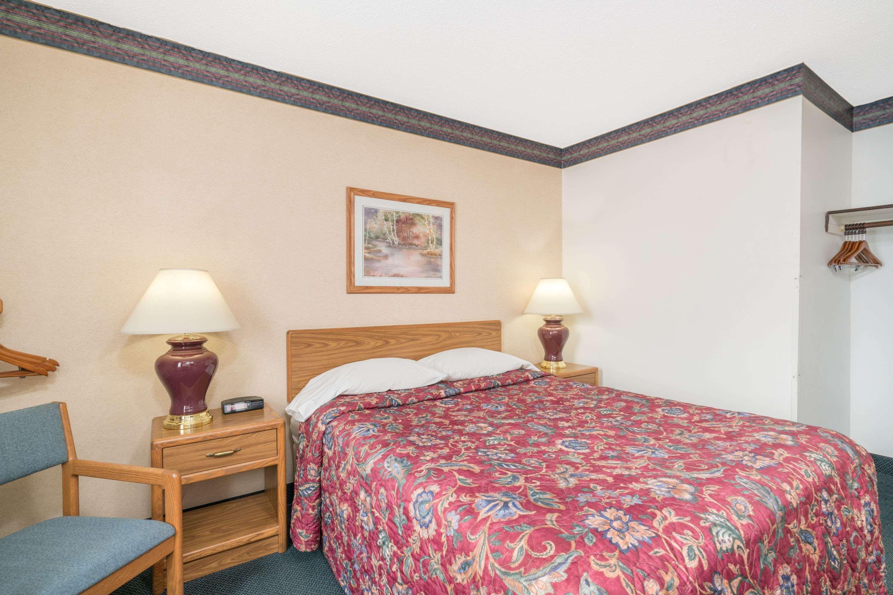 Hotel Super 8 By Wyndham Superior Wi Exteriér fotografie